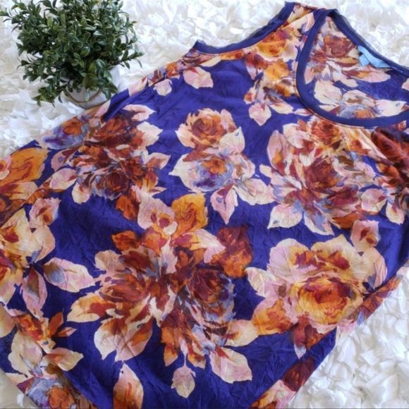 🛍Simply Vera ~ Vera Wang Floral Flowy Tunic Top - Picture 1 of 7